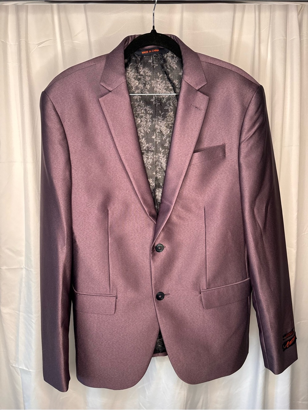 Egara Men's Satin Plum Two-Button Sport Coat